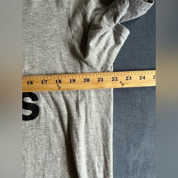 Adidas Amplifier Tee Men’s SZ L Heather Grey Crew Neck Short Sleeve Logo Casual - Picture 5 of 6